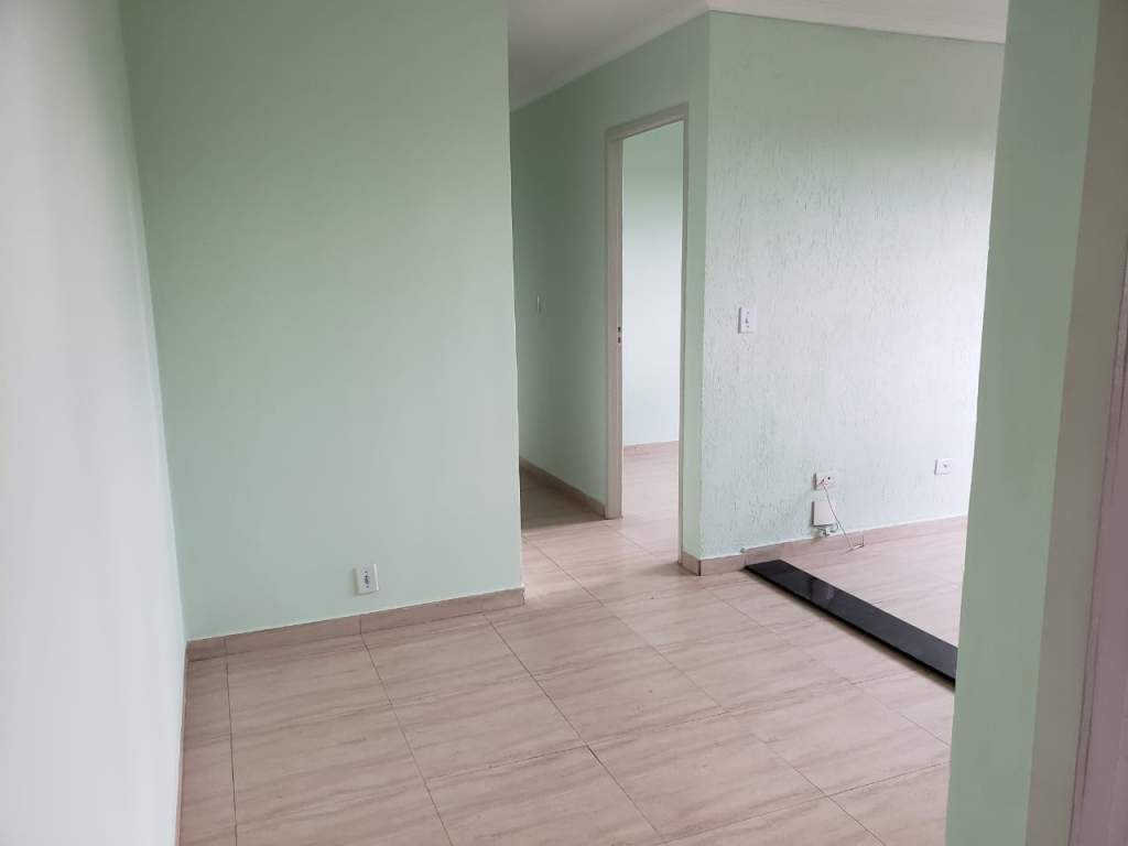 Apartamento com 3 Quartos à Venda - Foto 2