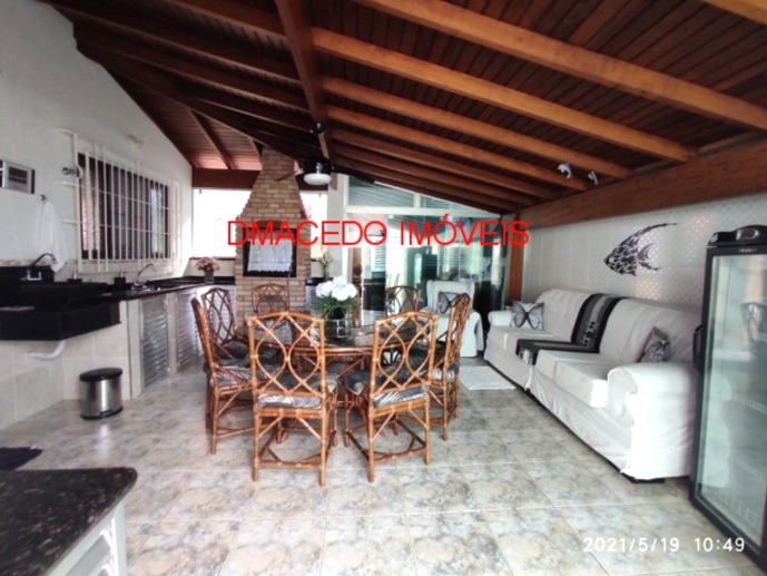 Casa com 3 Quartos à Venda - Foto 3
