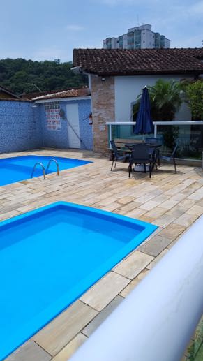 Casa com 2 Quartos à Venda, 75,00 m² - Foto 2