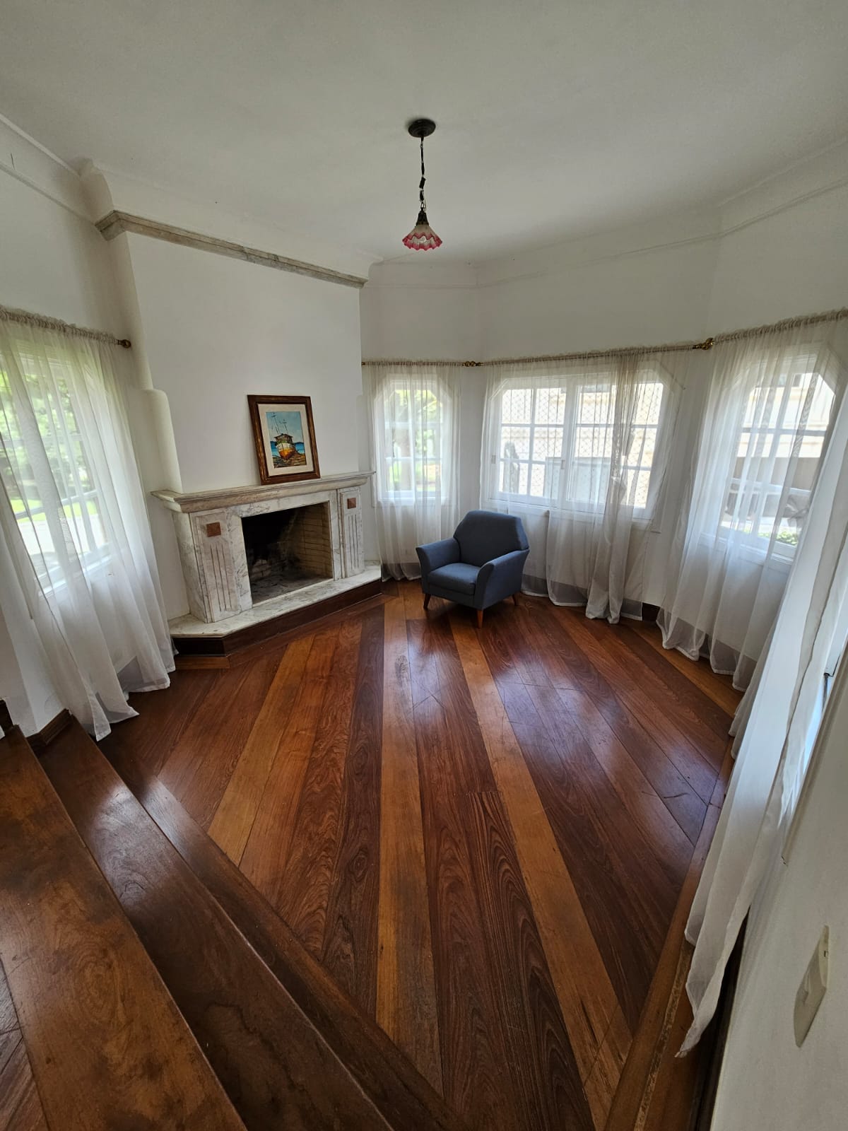 Casa com 4 Quartos à Venda - Foto 3