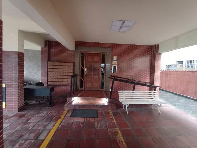 Apartamento com 1 Quarto à Venda - Foto 2