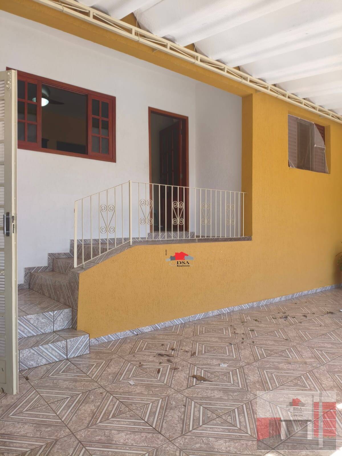 Casa com 3 Quartos à Venda, 250,00 m² - Foto 2