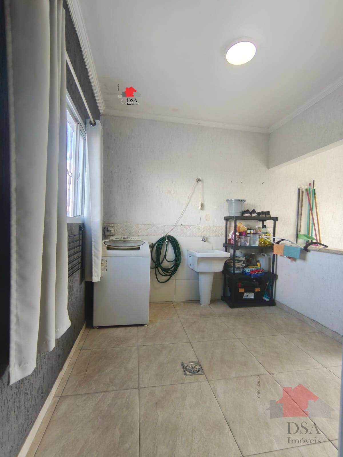 Casa com 3 Quartos à Venda, 250,00 m² - Foto 2