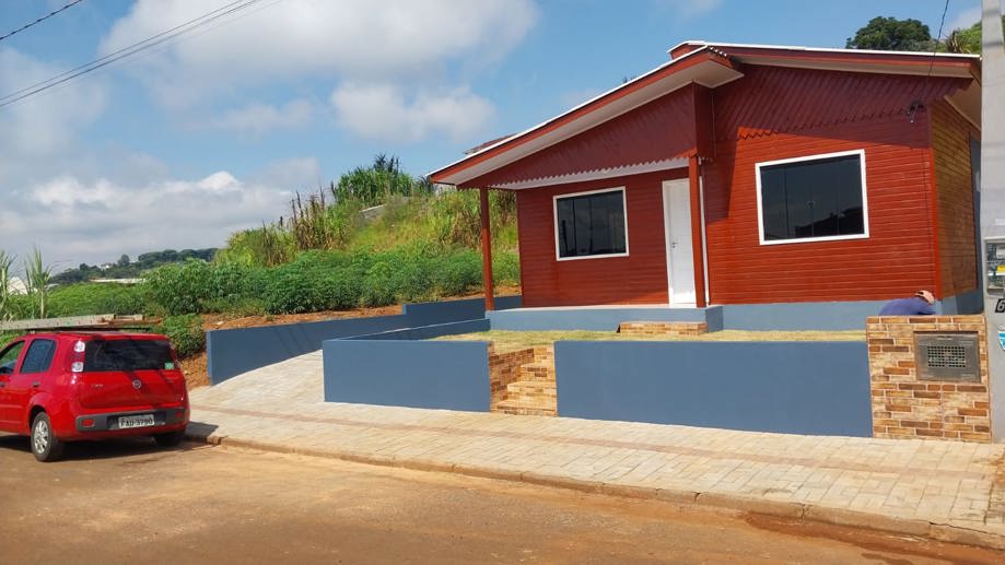 Casa com 2 Quartos à Venda, 70,00 m² - Foto 2