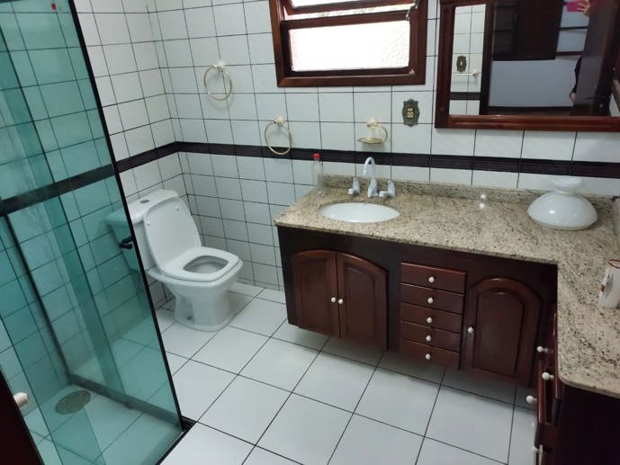 Casa com 4 Quartos à Venda - Foto 11