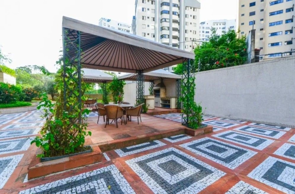 Apartamento com 4 Quartos à Venda - Foto 4