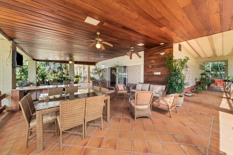 Rural com 6 Quartos à Venda, 4.800,00 m² - Foto 14