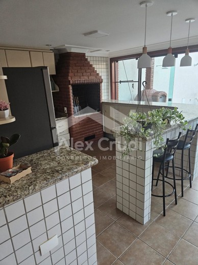 Casa com 4 Quartos à Venda, 500,00 m² - Foto 5