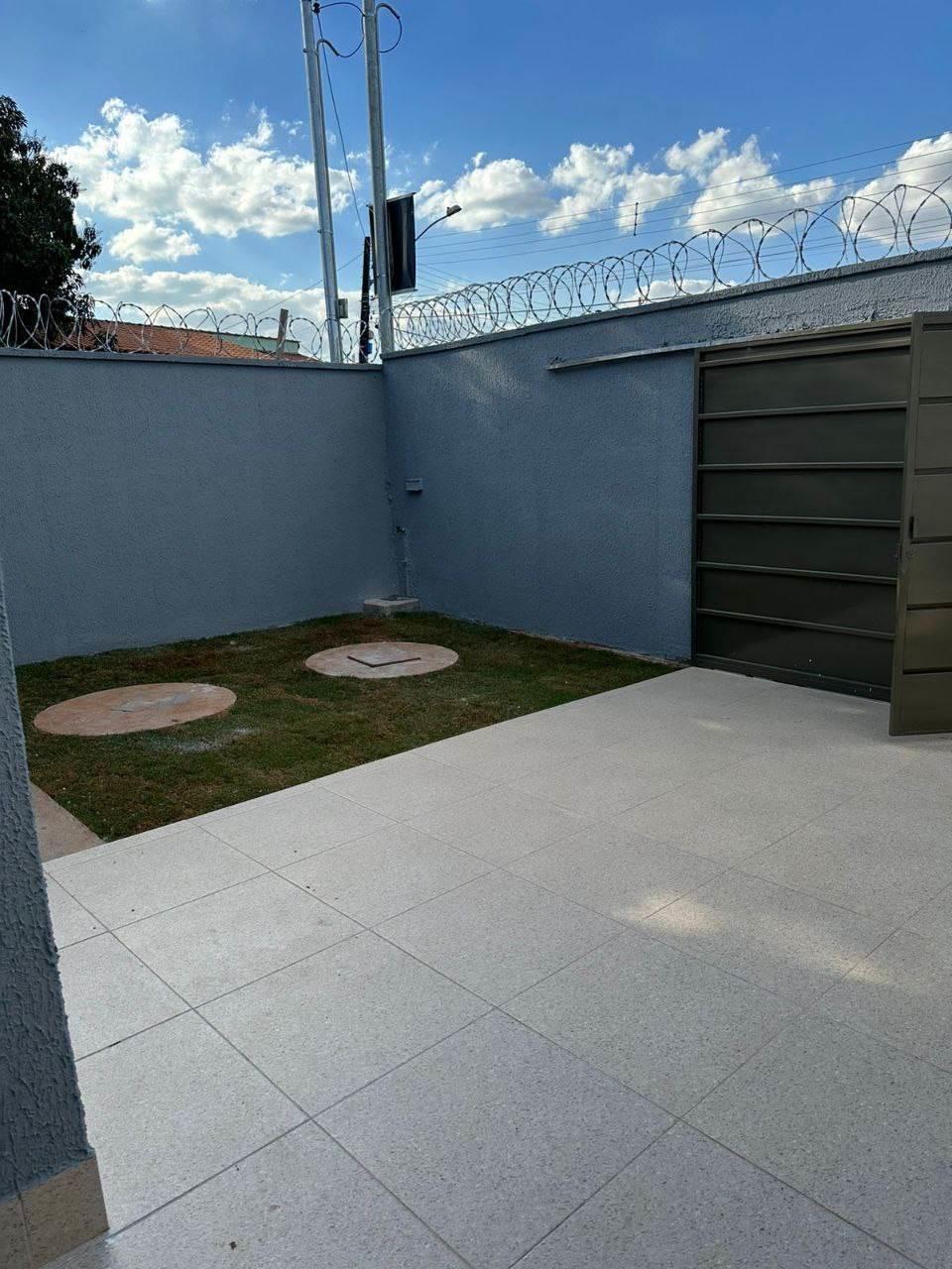 Casa com 2 Quartos à Venda, 180,00 m² - Foto 2