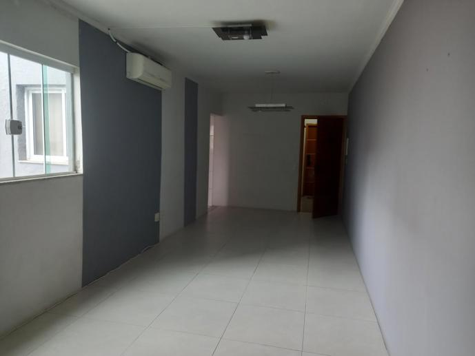 Apartamento com 3 Quartos à Venda, 192,00 m² - Foto 2