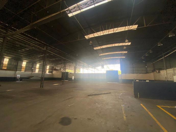 Comercial à Venda, 9.184,33 m² - Foto 2