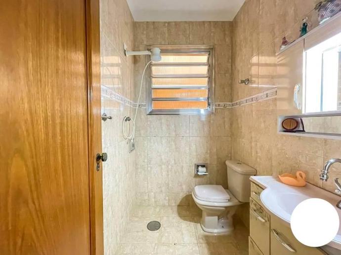 Casa com 3 Quartos à Venda - Foto 2