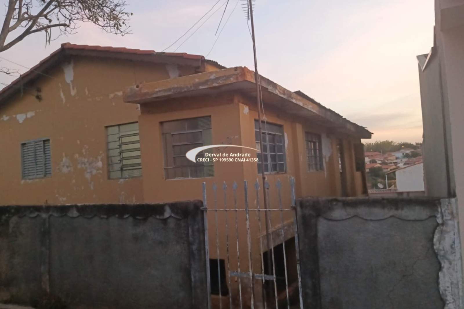 Casa com 2 Quartos à Venda, 294,00 m² - Foto 2