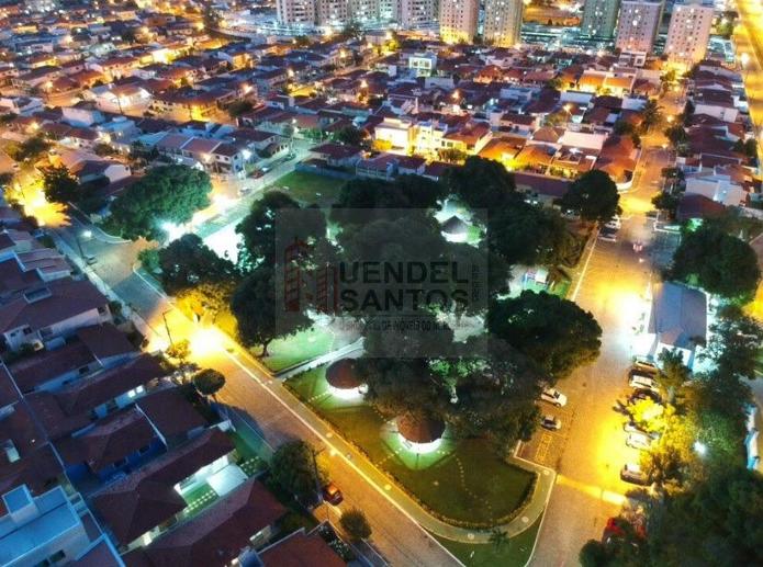 Casa com 4 Quartos à Venda, 225,00 m² - Foto 8