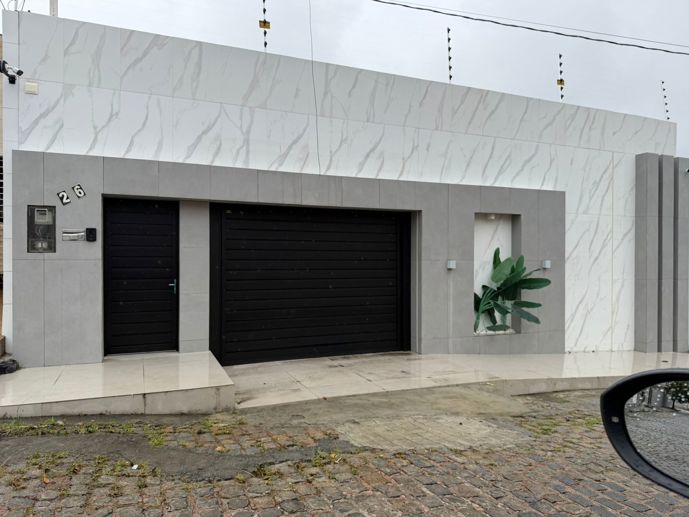 Casa com 3 Quartos à Venda, 275,00 m² - Foto 1