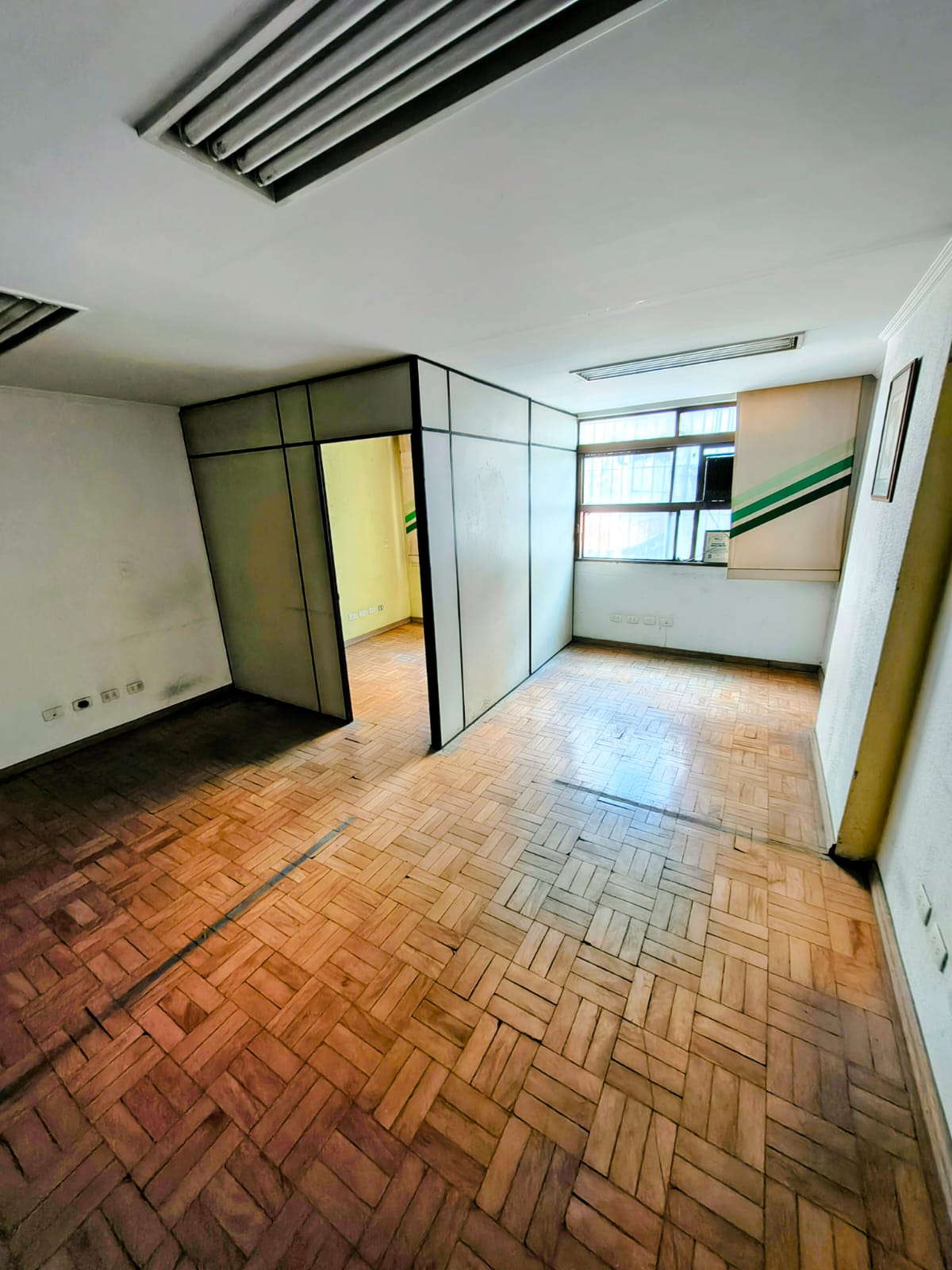 Comercial à Venda, 54,00 m² - Foto 2