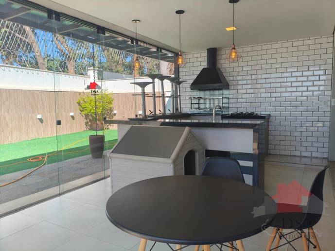 Casa com 3 Quartos à Venda, 441,00 m² - Foto 4