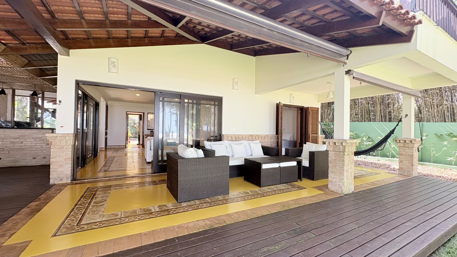 Casa com 4 Quartos para Temporada, 1.000,00 m² - Foto 2