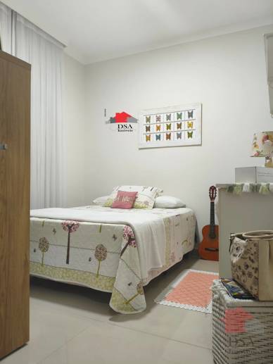 Casa com 3 Quartos à Venda, 250,00 m² - Foto 18