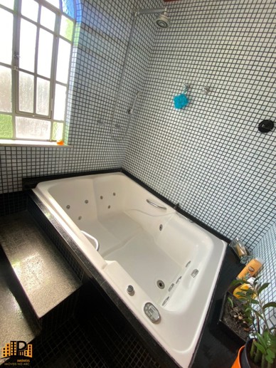 Casa com 5 Quartos à Venda - Foto 59