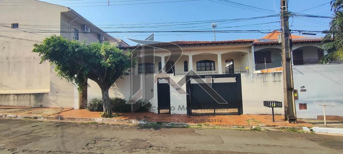 Casa com 3 Quartos à Venda, 337,00 m² - Foto 2