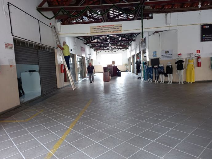 Comercial à Venda, 70,00 m² - Foto 2
