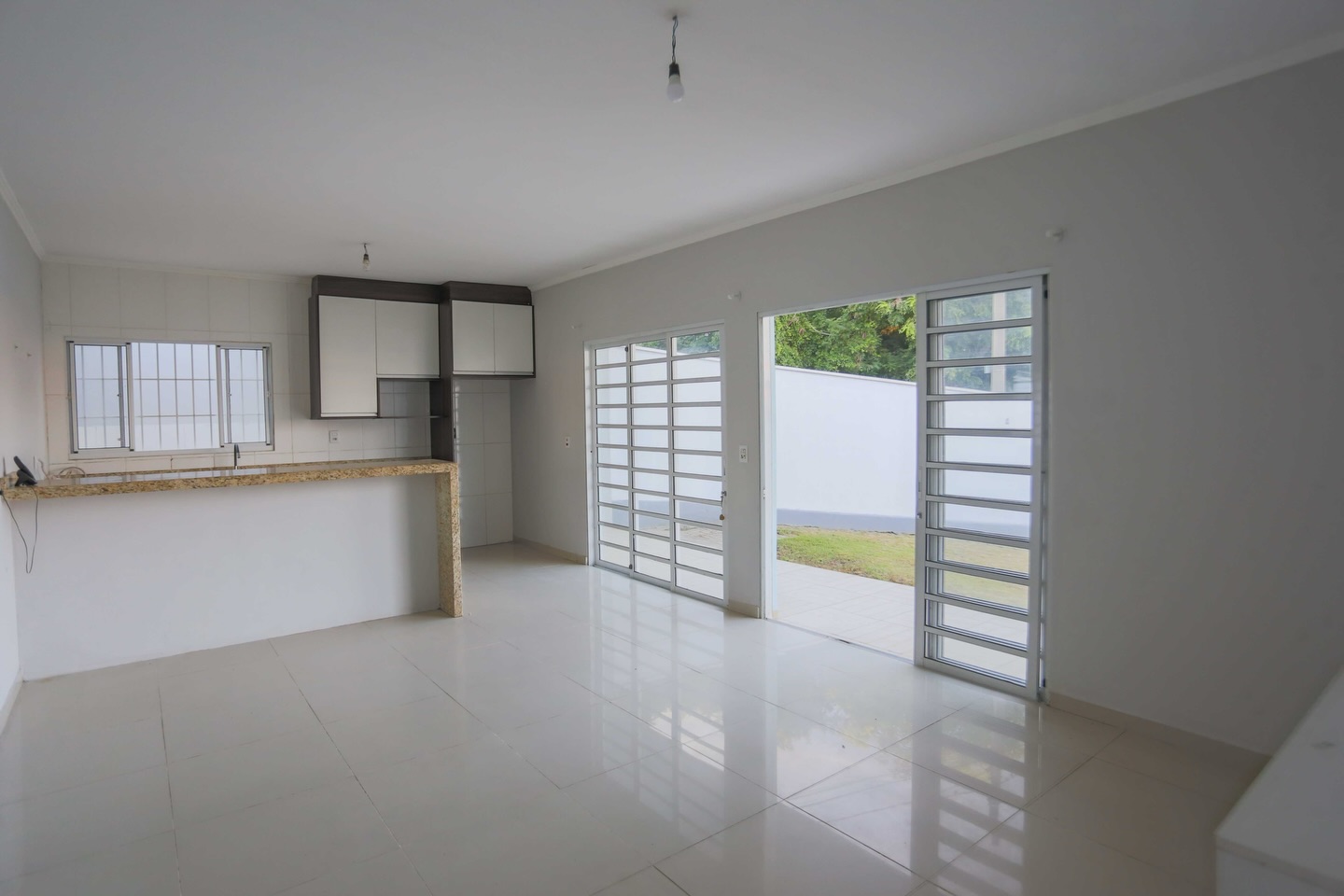 Casa com 2 Quartos à Venda, 336,00 m² - Foto 2