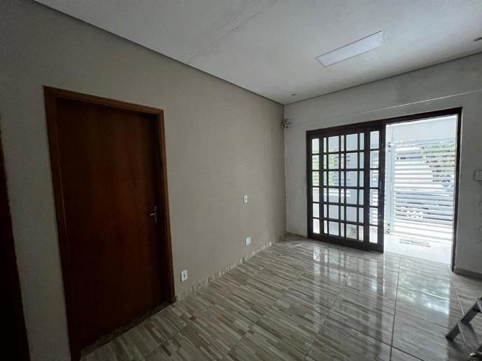 Casa com 3 Quartos à Venda - Foto 3