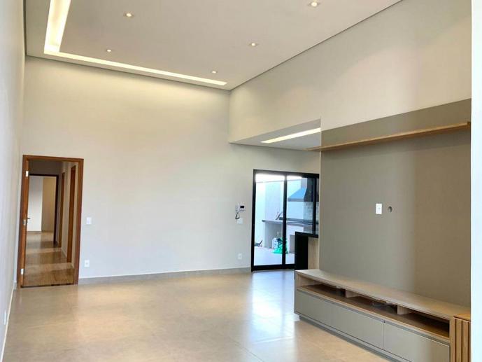 Casa com 3 Quartos à Venda - Foto 2