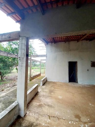 Casa com 2 Quartos à Venda, 1.920,00 m² - Foto 2