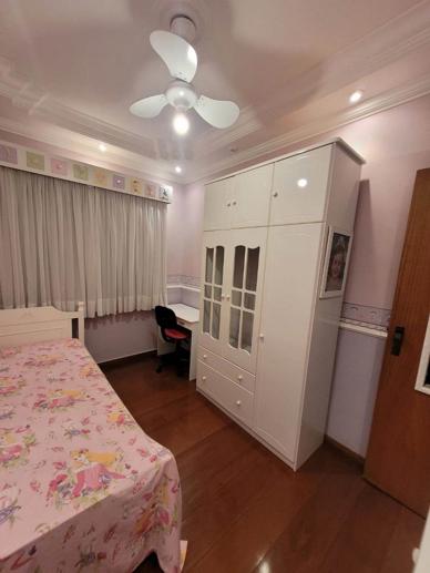 Apartamento com 3 Quartos à Venda - Foto 16