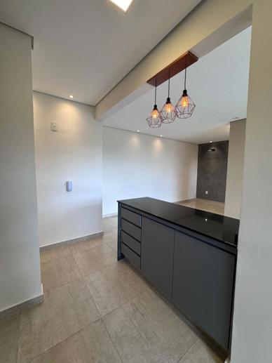 Apartamento com 3 Quartos à Venda - Foto 32