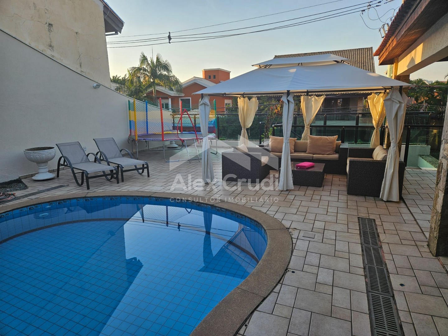 Casa com 4 Quartos à Venda, 500,00 m² - Foto 3