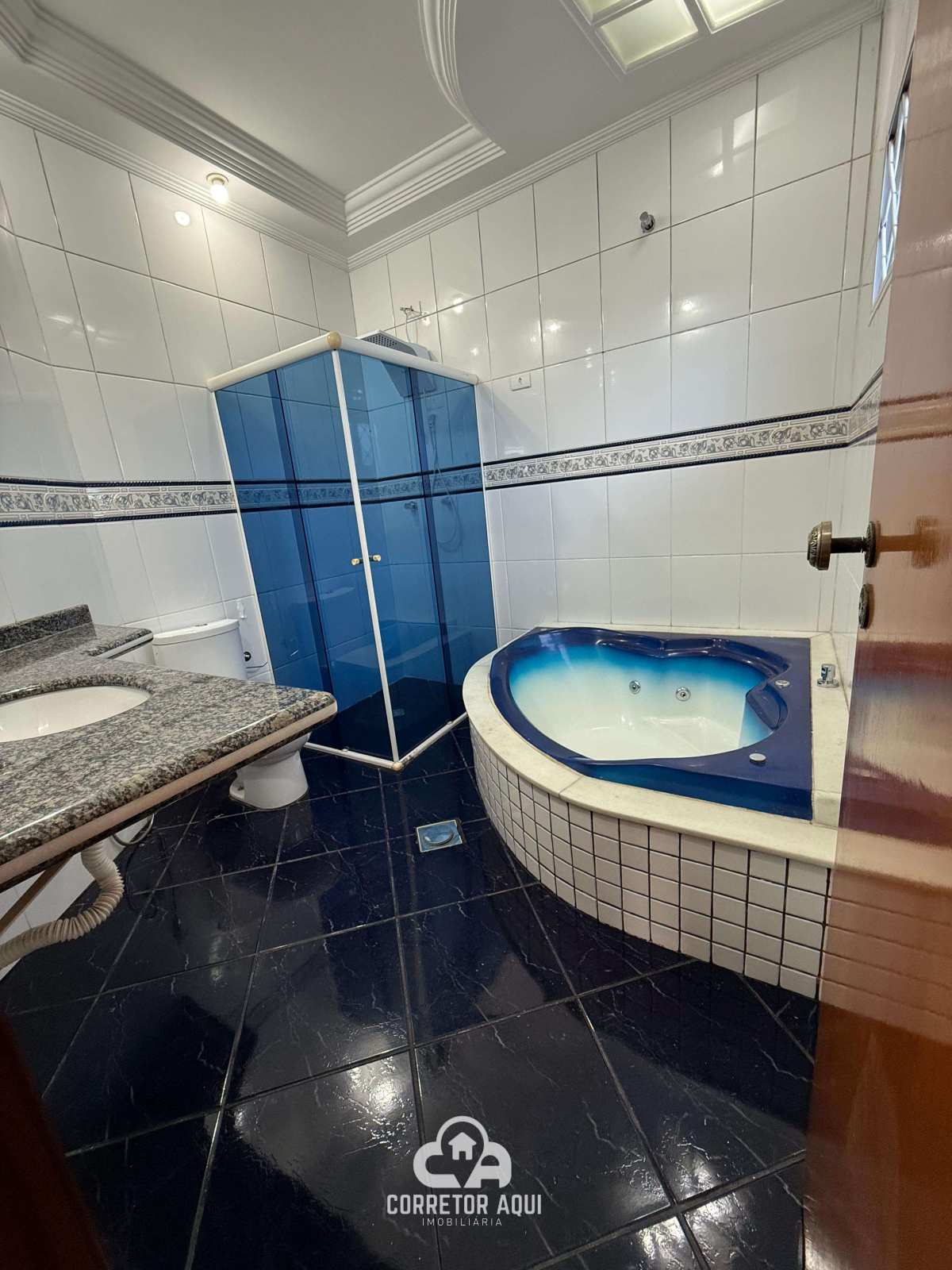 Casa com 3 Quartos à Venda, 275,00 m² - Foto 15