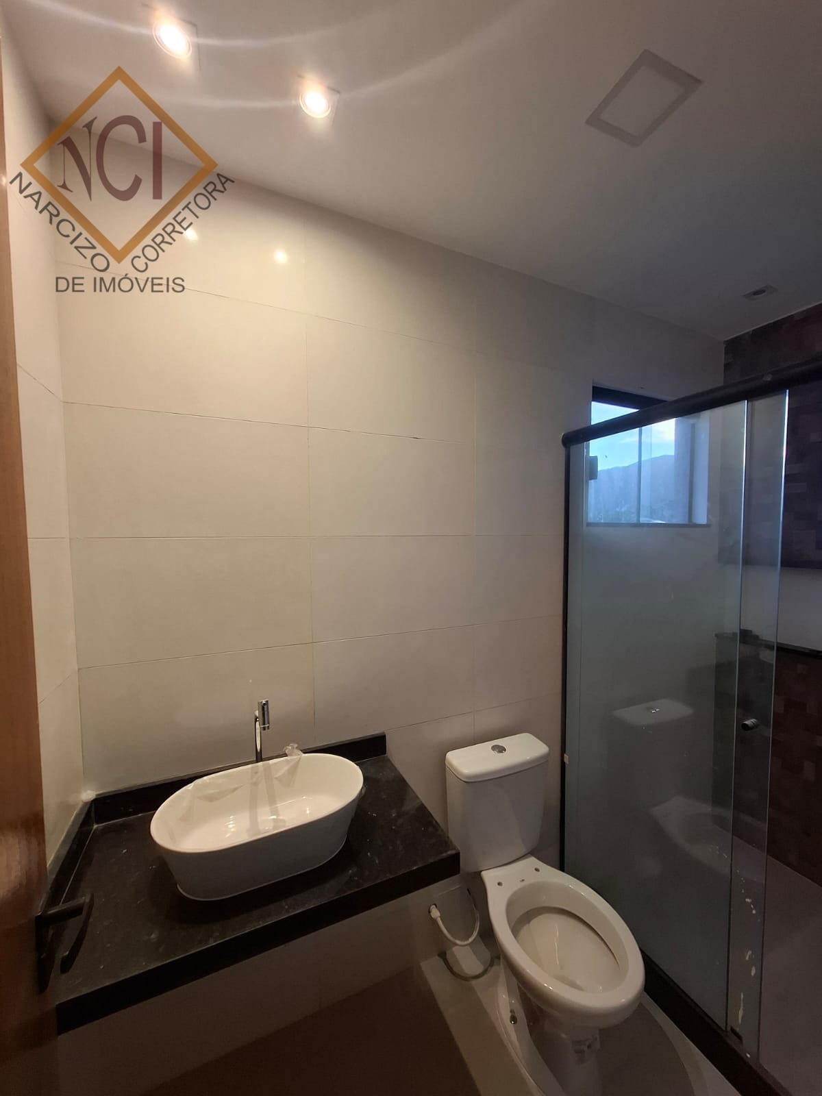Casa com 2 Quartos à Venda, 86,00 m² - Foto 2