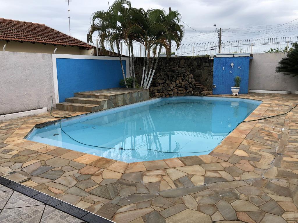 Casa com 4 Quartos à Venda, 600,00 m² - Foto 1