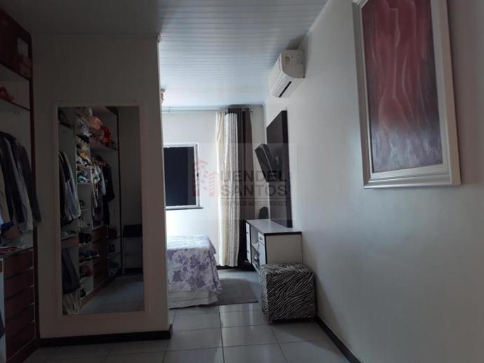 Casa com 4 Quartos à Venda, 225,00 m² - Foto 18