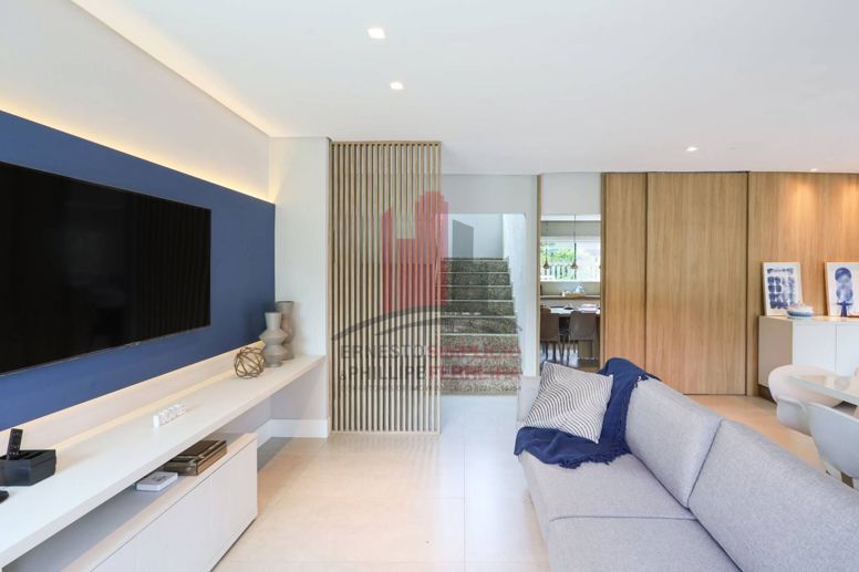 Casa com 6 Quartos à Venda, 1.000,00 m² - Foto 4