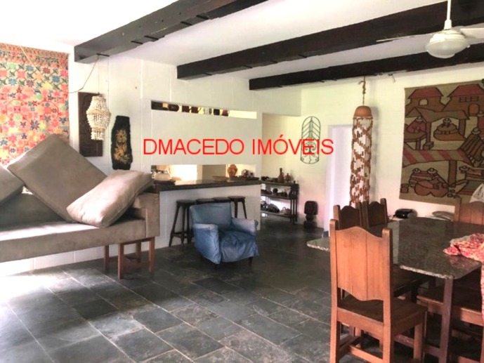 Casa com 4 Quartos à Venda - Foto 4