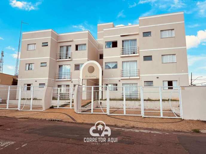 Apartamento com 2 Quartos à Venda, 74,00 m² - Foto 1