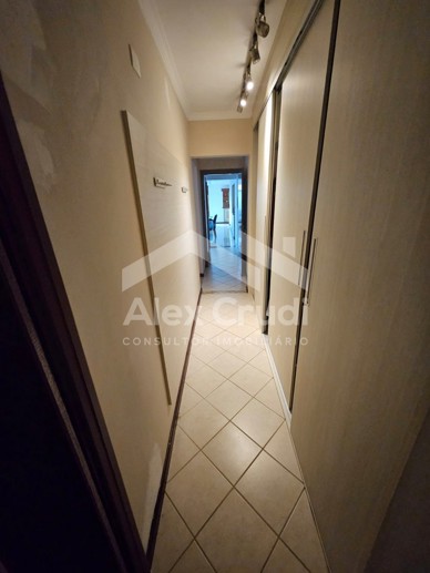 Casa com 4 Quartos à Venda, 500,00 m² - Foto 18