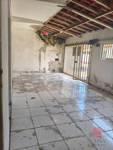 Casa com 3 Quartos à Venda, 250,00 m² - Foto 3