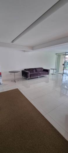 Apartamento com 3 Quartos à Venda - Foto 3