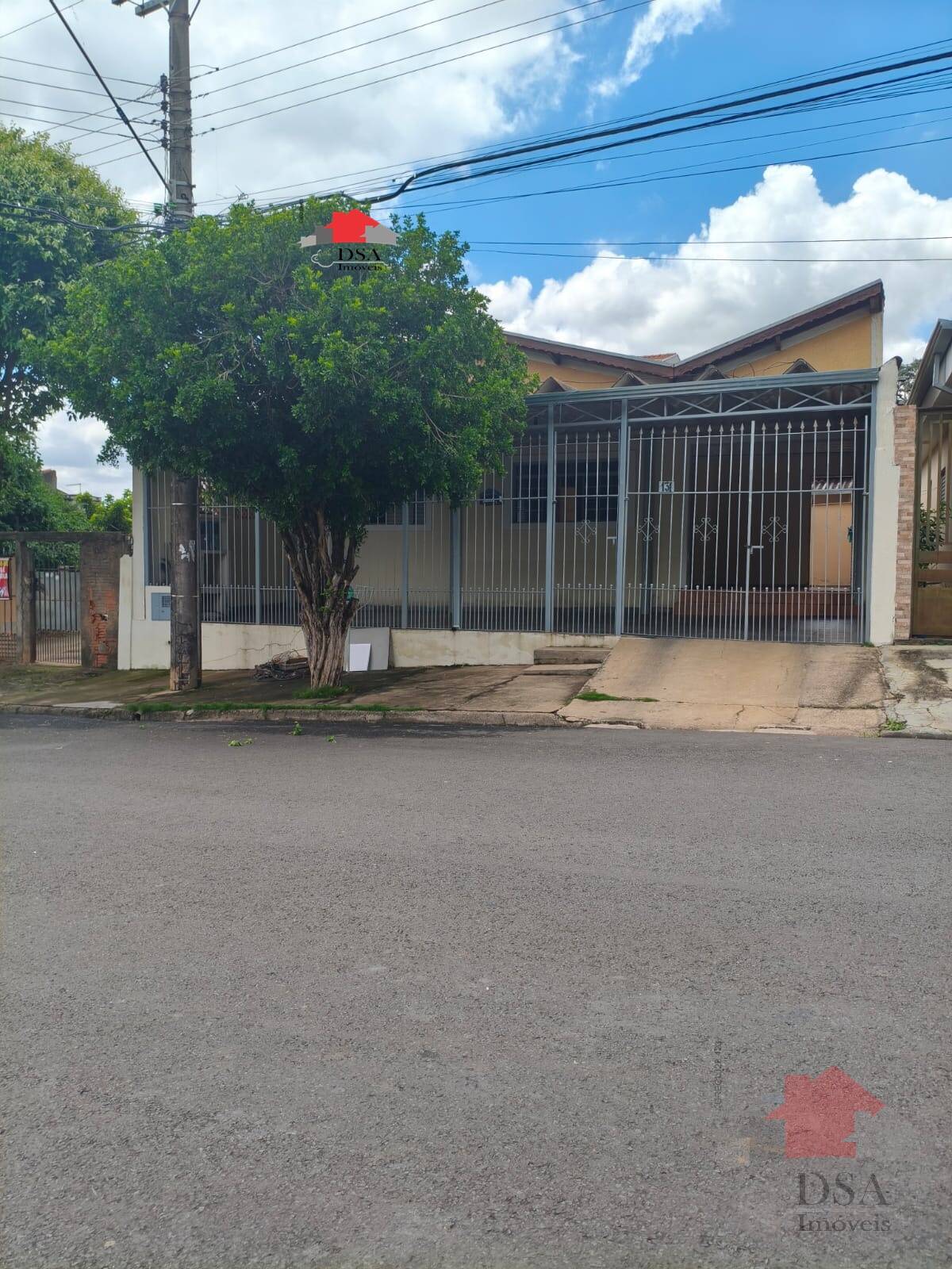 Casa com 2 Quartos à Venda, 250,00 m² - Foto 1
