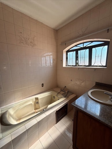 Casa com 3 Quartos à Venda, 987,40 m² - Foto 9