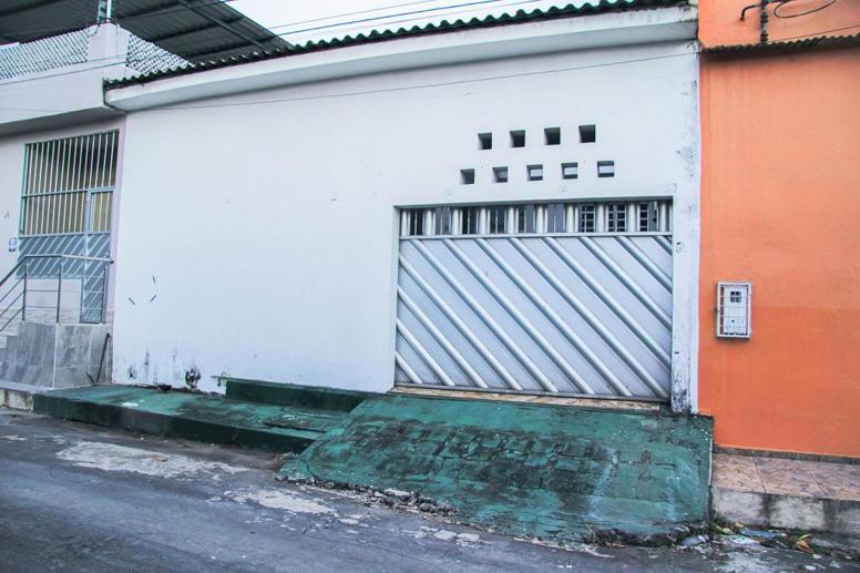 Casa com 1 Quarto à Venda, 124,02 m² - Foto 2