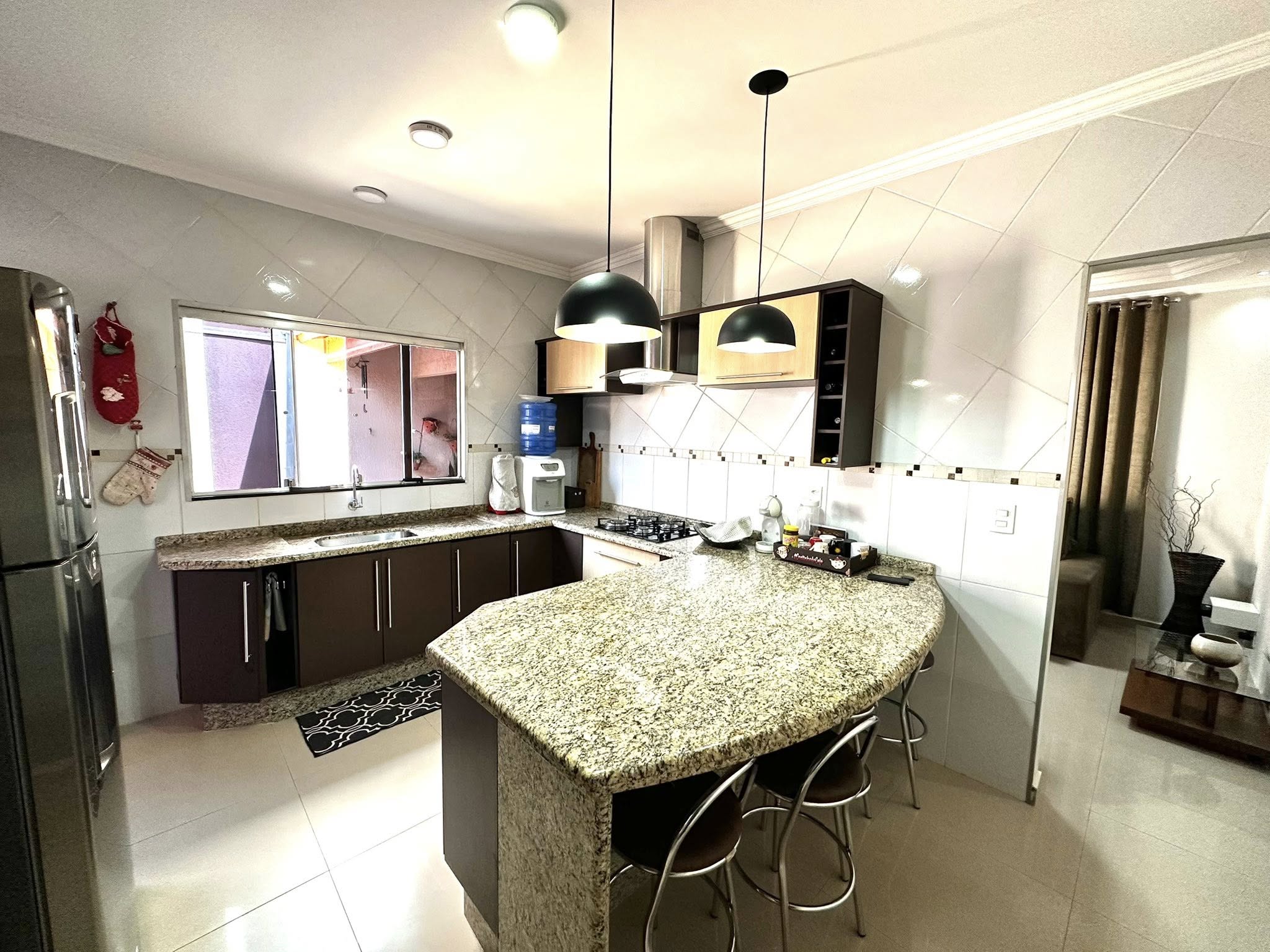 Casa com 3 Quartos à Venda, 200,00 m² - Foto 3