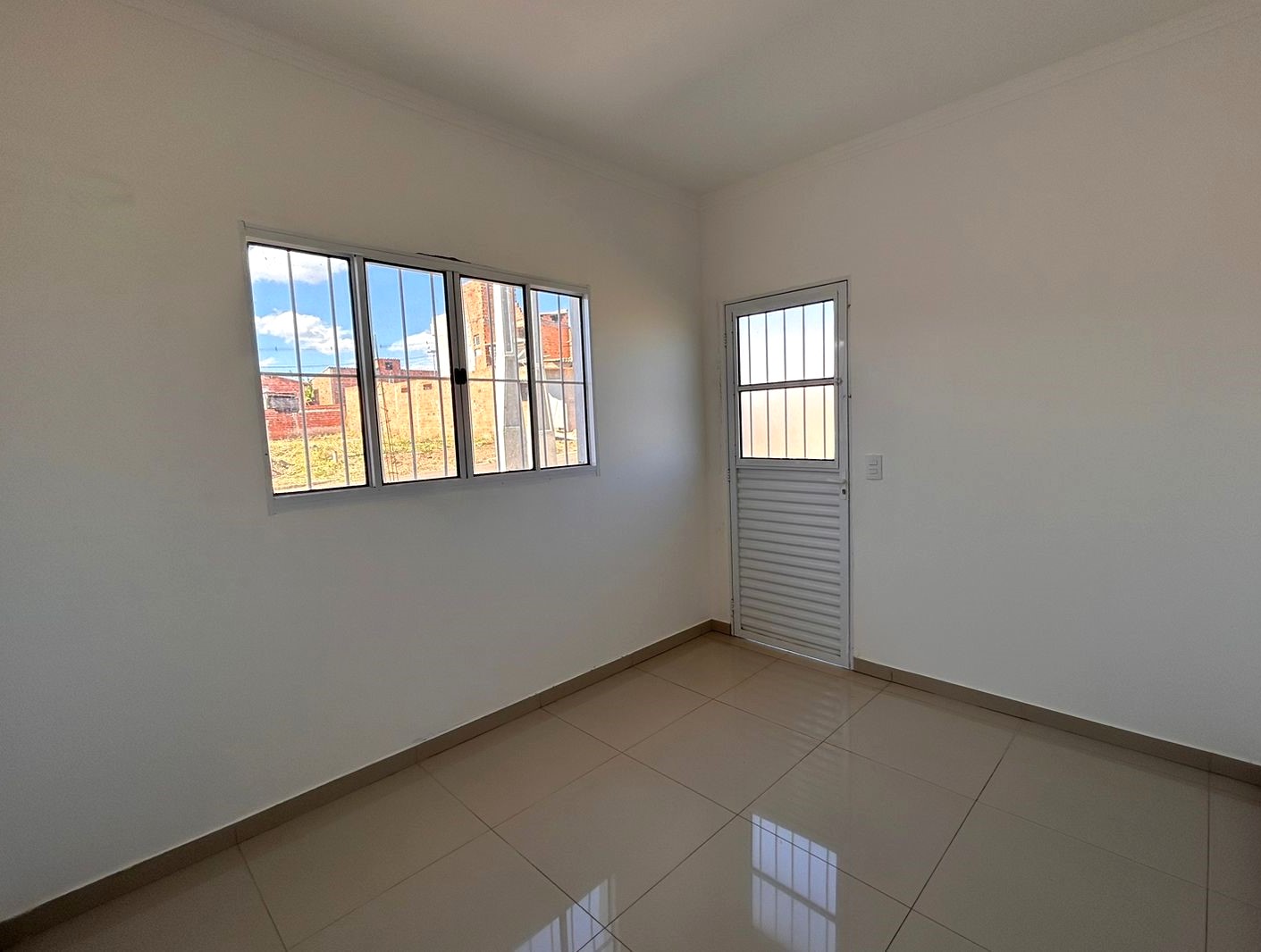 Casa com 2 Quartos à Venda - Foto 3