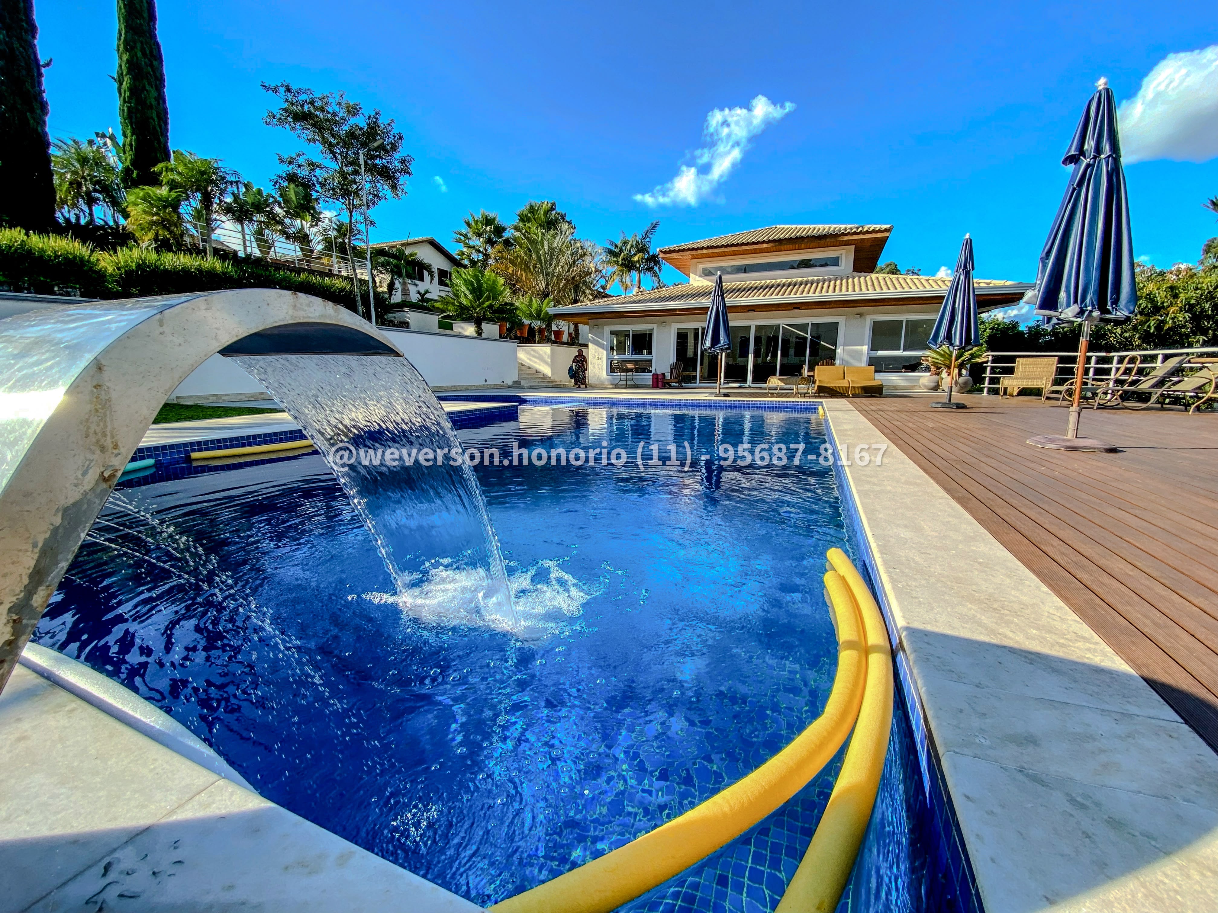 Casa com 7 Quartos à Venda, 8.000,00 m² - Foto 2