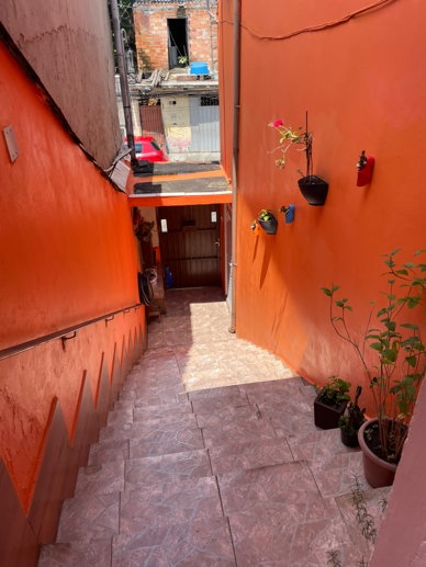 Casa com 4 Quartos à Venda - Foto 3